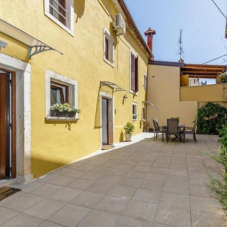 House Aves 2 Lägenhet Kaštelir Exteriör bild